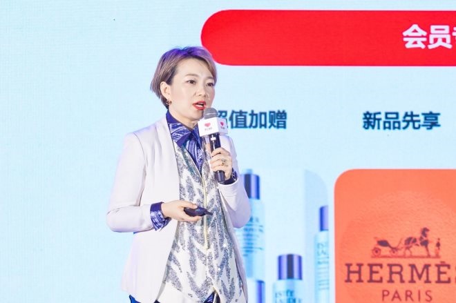深圳精品店中岛货架设计：考拉海购成立“新品研发中心”