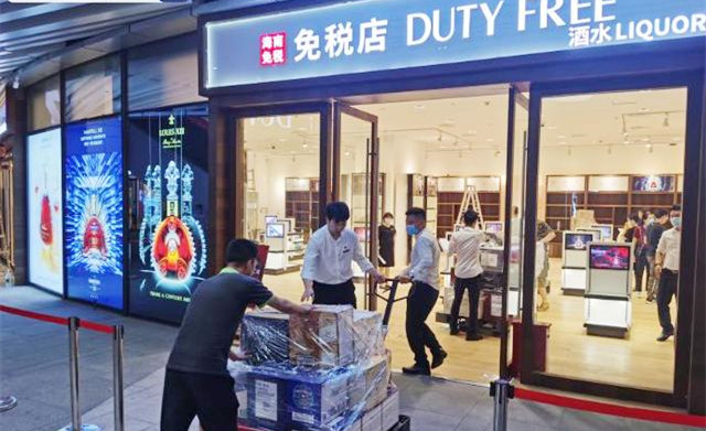 深圳文具展示架设计：中国化妆品开启“原料大战”